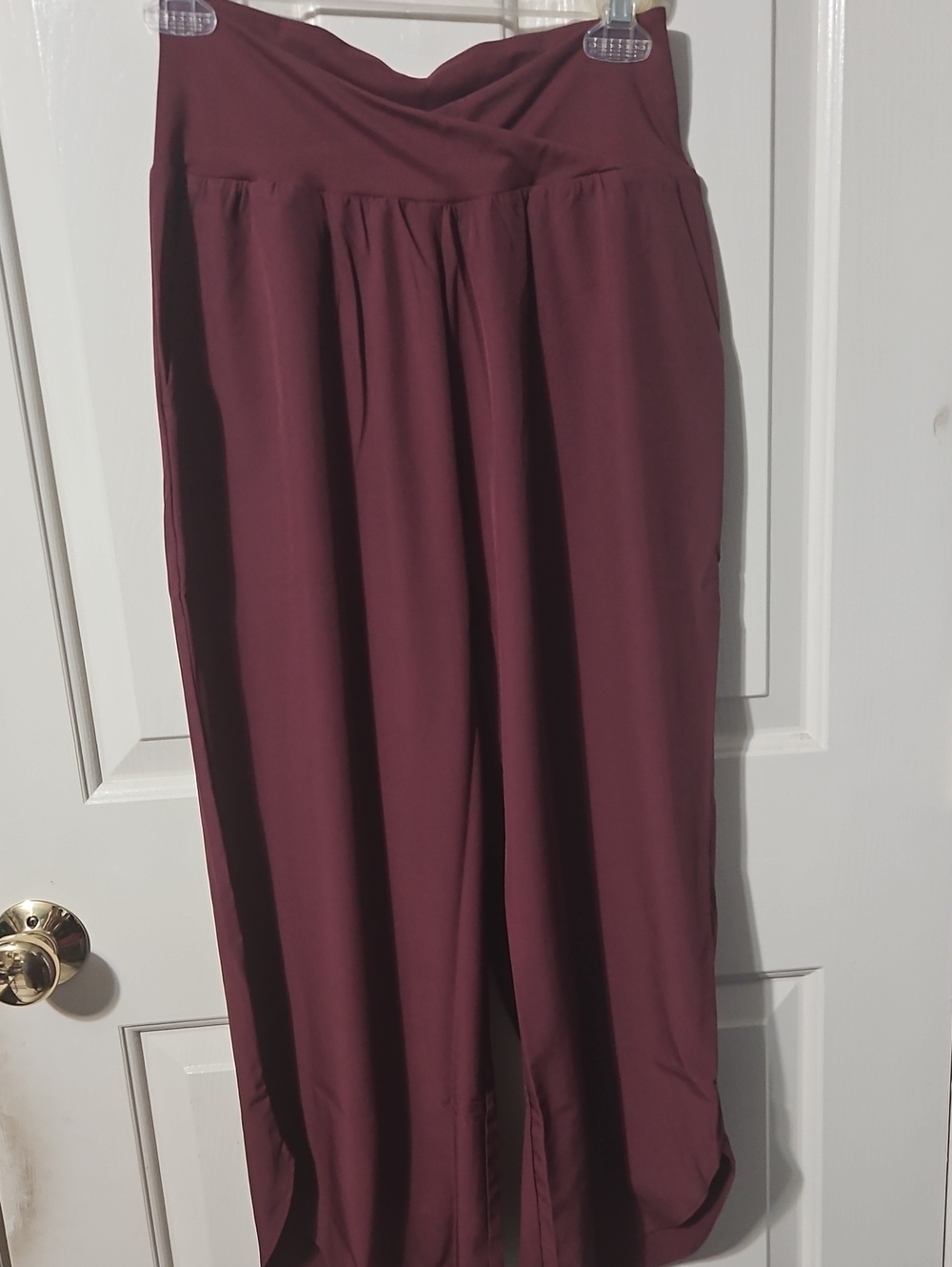 HALARA NWT Wide-Leg High-Waist Pants in Deep Burgundy